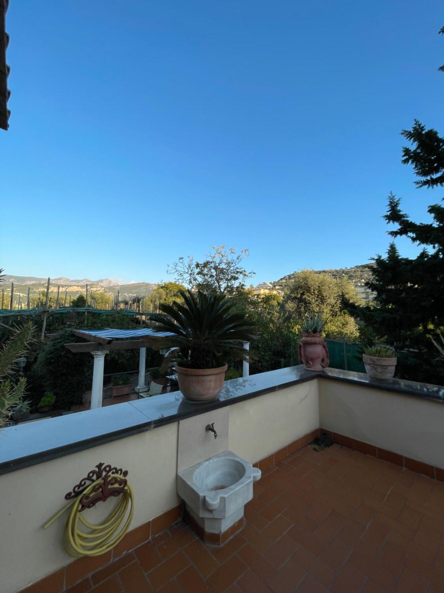 Bed and Breakfast Domus Felix à Sorrente Extérieur photo