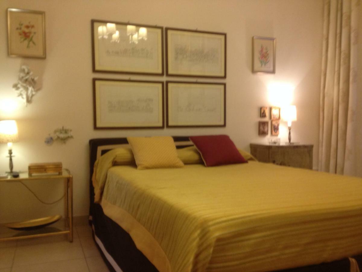 Bed and Breakfast Domus Felix à Sorrente Extérieur photo
